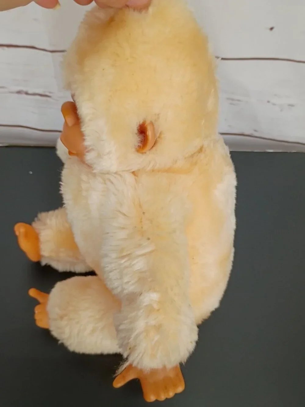 Vintage Armbee Corp‎ Plush Monkey Gorilla Toy Rubber Plastic Face Yellow 1980s